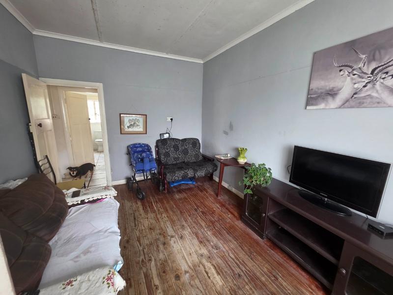 2 Bedroom Property for Sale in Ruyterwacht Western Cape